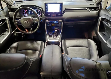 2019 Toyota Rav4 Limited z USA, uszkodzony, nr VIN JTMY1RFV2KD515326